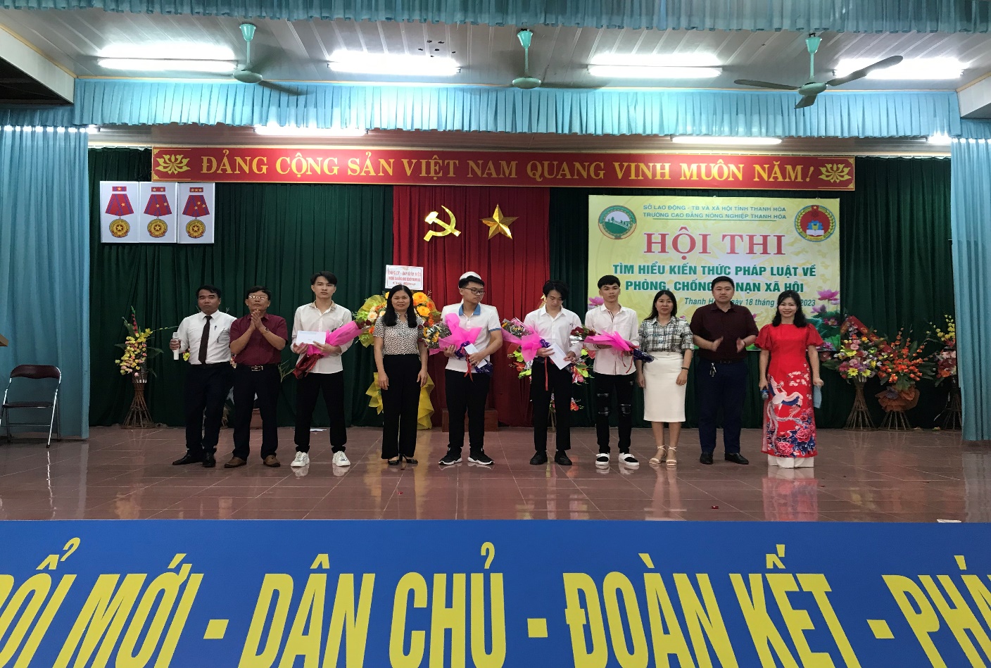 chơi bài trực tuyến dialogoupr
 tổ chức Hội thi “Tìm hiểu kiến thức pháp luật về phòng, chống tệ nạn xã hội năm 2023” cho học sinh, sinh viên